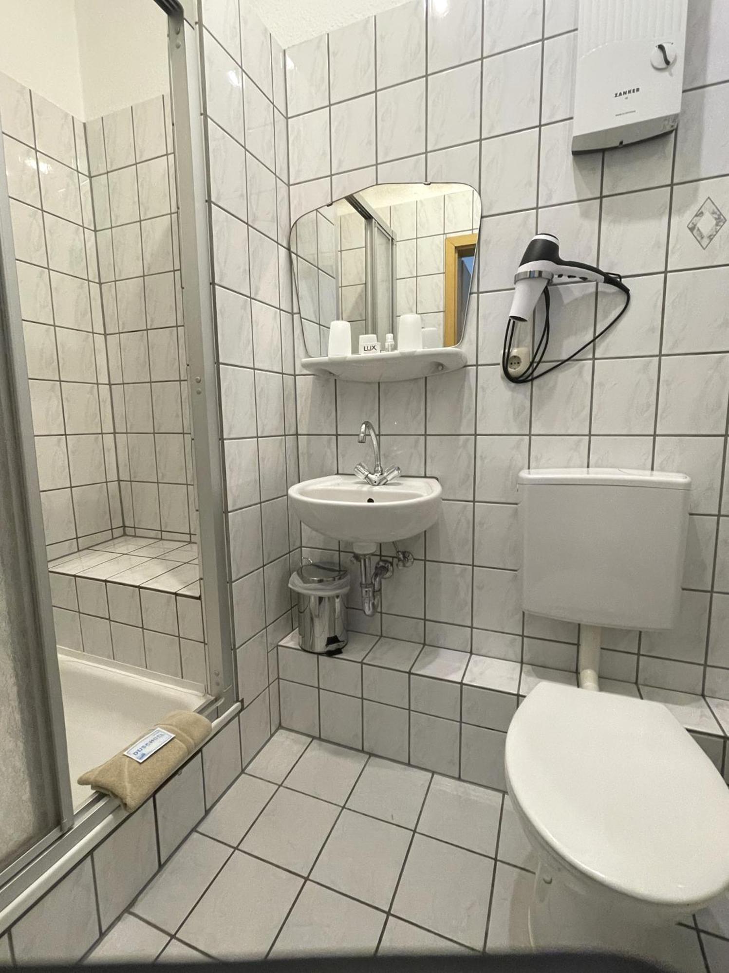 Hotel Antoni Bochum Buitenkant foto