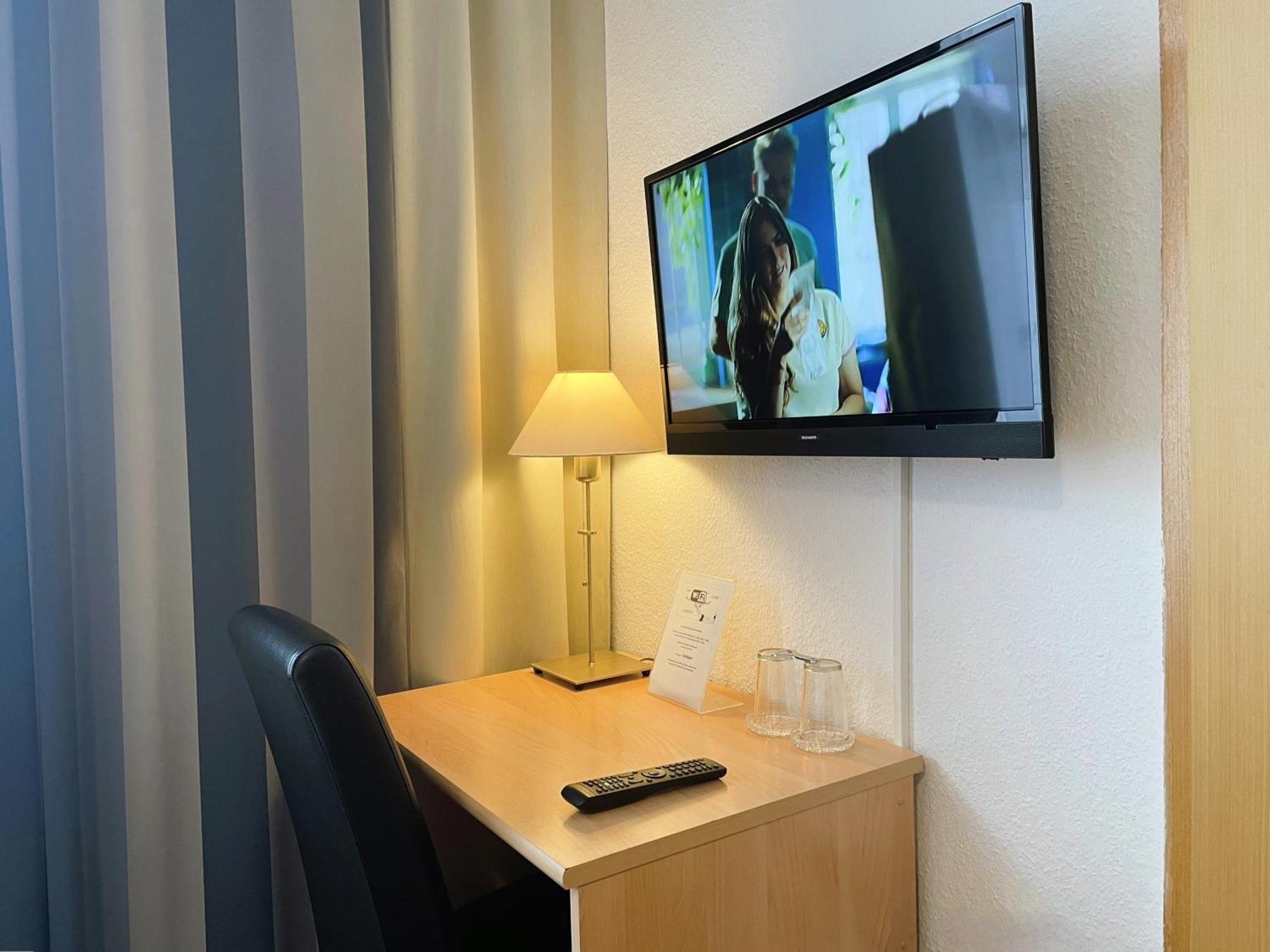 Hotel Antoni Bochum Buitenkant foto